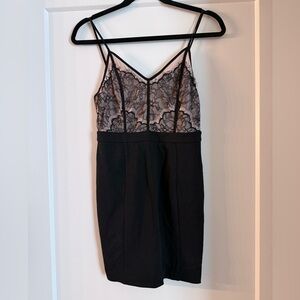 ASTR black and beige lace bodycon mini dress